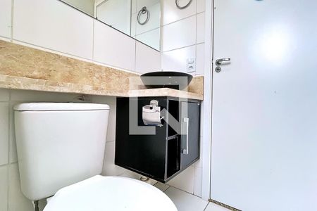 Apartamento para alugar com 38m², 2 quartos e 1 vaga Apartamento para alugar com 38m², 2 quartos e 1 vagaBanheiro
