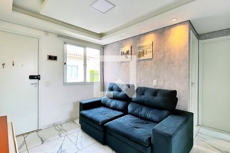 Sala de apartamento para alugar com 2 quartos, 38m² em Jardim Albertina, Guarulhos