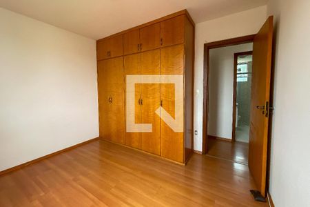 Quarto 2 de apartamento para alugar com 3 quartos, 115m² em Calafate, Belo Horizonte