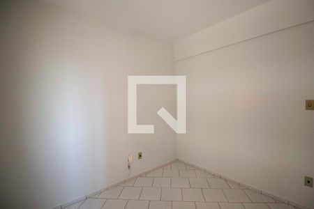 Quarto 2 de apartamento para alugar com 3 quartos, 70m² em Setor Pedro Ludovico, Goiânia