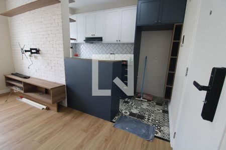 Sala / Cozinha de apartamento à venda com 2 quartos, 42m² em Vila Guilherme, São Paulo