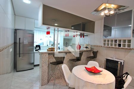 Casa para alugar com 248m², 3 quartos e 3 vagasCopa e Cozinha