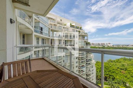 Apartamento para alugar com 136m², 1 quarto e 2 vagas Apartamento para alugar com 136m², 1 quarto e 2 vagasVaranda Suíte