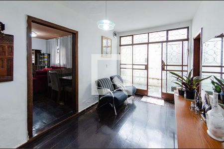 Sala 2 de casa à venda com 3 quartos, 320m² em Bonfim, Belo Horizonte