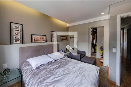 Apartamento à venda com 82m², 2 quartos e 2 vagas Apartamento à venda com 82m², 2 quartos e 2 vagasSuíte