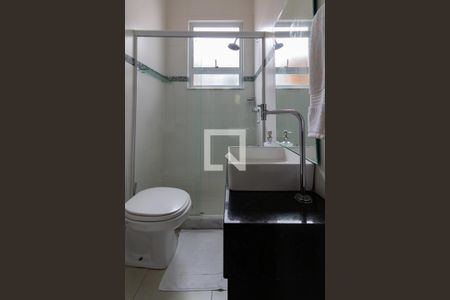 Banheiro da suíte de apartamento para alugar com 1 quarto, 40m² em Leblon, Rio de Janeiro
