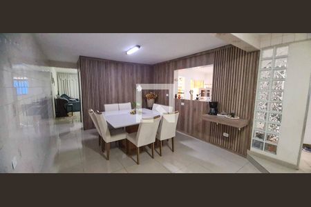 Casa à venda com 155m², 3 quartos e 1 vaga Casa à venda com 155m², 3 quartos e 1 vagaSala de Jantar