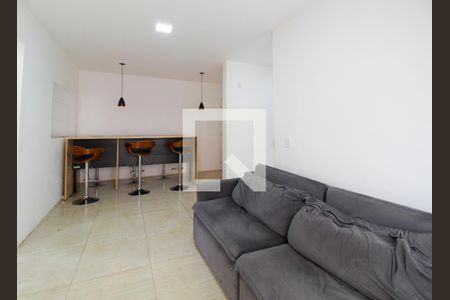 Sala de apartamento para alugar com 2 quartos, 60m² em Jardim Rio das Pedras, Cotia