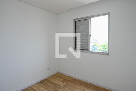 Quarto 2 de apartamento para alugar com 3 quartos, 75m² em Jardim Maria Estela, São Paulo