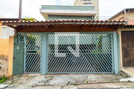 Casa à venda com 200m², 3 quartos e 4 vagasFachada