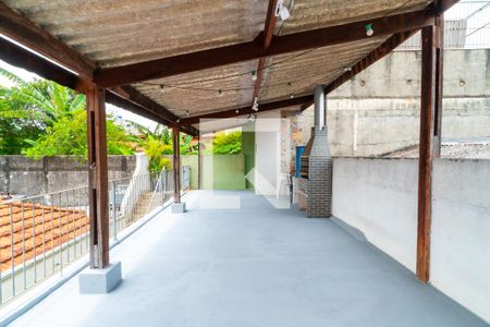 Casa à venda com 200m², 3 quartos e 4 vagasTerraço