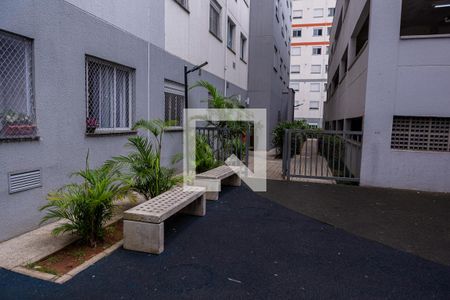 Apartamento para alugar com 42m², 2 quartos e 1 vaga Apartamento para alugar com 42m², 2 quartos e 1 vagaÁrea comum - Playground