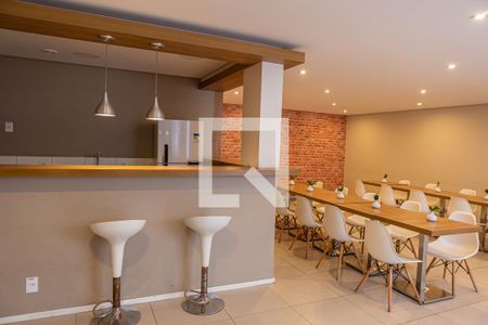 Apartamento para alugar com 42m², 2 quartos e 1 vaga Apartamento para alugar com 42m², 2 quartos e 1 vagaÁrea comum - Salão de festas