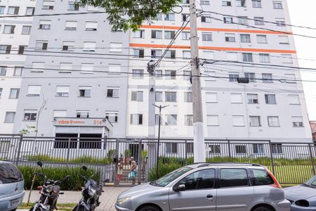 Apartamento para alugar com 42m², 2 quartos e 1 vaga Apartamento para alugar com 42m², 2 quartos e 1 vagaFachada