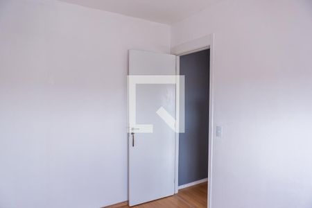 Quarto 1 de apartamento para alugar com 2 quartos, 42m² em Vila Nhocune, São Paulo