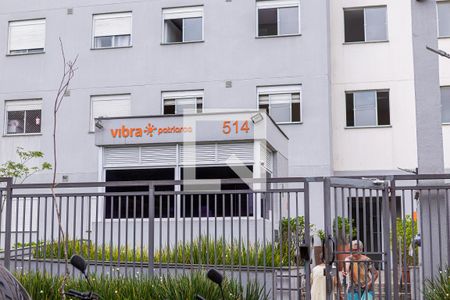 Apartamento para alugar com 42m², 2 quartos e 1 vaga Apartamento para alugar com 42m², 2 quartos e 1 vagaFachada