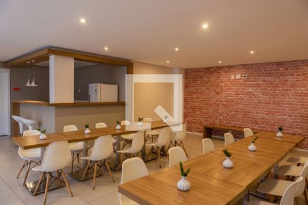 Apartamento para alugar com 42m², 2 quartos e 1 vaga Apartamento para alugar com 42m², 2 quartos e 1 vagaÁrea comum - Salão de festas