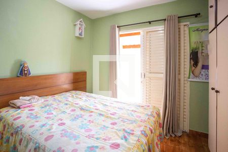 Casa à venda com 180m², 3 quartos e 2 vagasQuarto 2