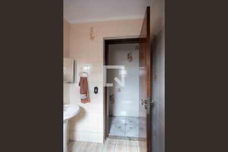 Banheiro 1 de casa à venda com 3 quartos, 180m² em Piraporinha, Diadema