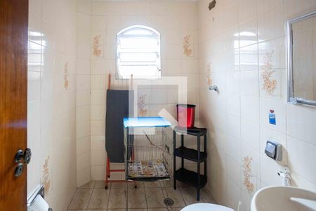 Banheiro 1 de casa à venda com 3 quartos, 180m² em Piraporinha, Diadema