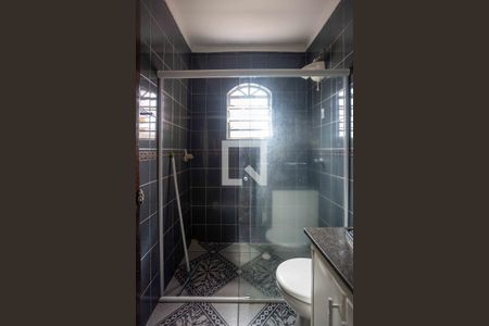 Casa à venda com 180m², 3 quartos e 2 vagasBanheiro da Suíte 2