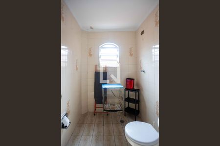 Banheiro 1 de casa à venda com 3 quartos, 180m² em Piraporinha, Diadema