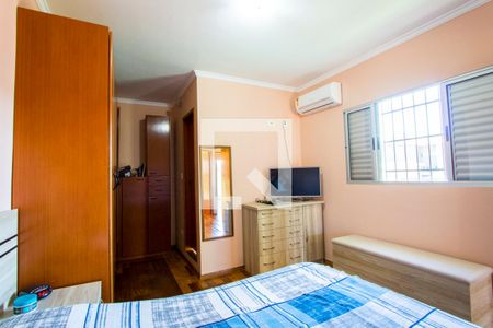 Quarto 1 - Suíte de casa à venda com 4 quartos, 194m² em Jardim Stella, Santo André