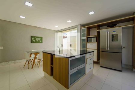 Casa de condomínio para alugar com 500m², 4 quartos e 3 vagas Casa de condomínio para alugar com 500m², 4 quartos e 3 vagasCozinha