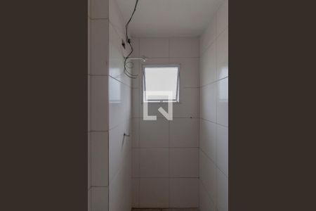 Apartamento para alugar com 48m², 2 quartos e sem vaga Apartamento para alugar com 48m², 2 quartos e sem vagaBanheiro