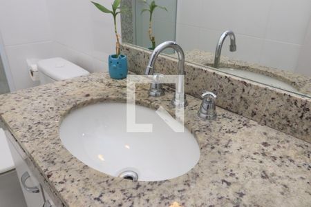 Apartamento à venda com 83m², 3 quartos e 2 vagasBanheiro Social