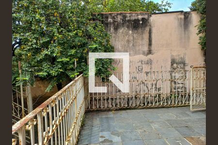 Casa à venda com 648m², 5 quartos e 5 vagasÁrea Externa