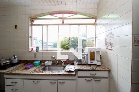 Casa à venda com 648m², 5 quartos e 5 vagasCozinha