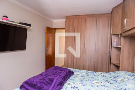 Casa à venda com 180m², 3 quartos e 3 vagasSuíte