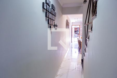 Casa à venda com 180m², 3 quartos e 3 vagasCorredor