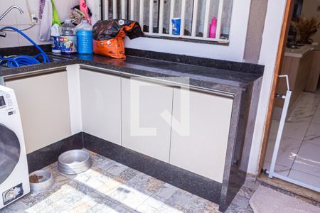 Casa à venda com 180m², 3 quartos e 3 vagasÁrea de Serviço