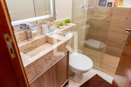 Casa à venda com 180m², 3 quartos e 3 vagasBanheiro