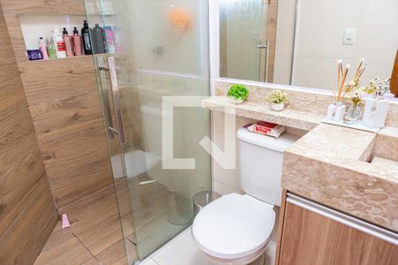 Casa à venda com 180m², 3 quartos e 3 vagasBanheiro da Suíte