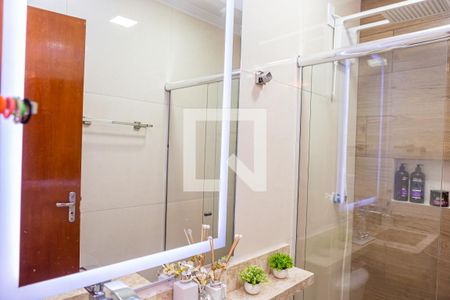 Casa à venda com 180m², 3 quartos e 3 vagasBanheiro