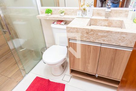 Casa à venda com 180m², 3 quartos e 3 vagasBanheiro da Suíte