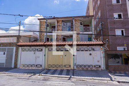 Casa à venda com 180m², 3 quartos e 3 vagasFachada