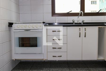 Apartamento para alugar com 125m², 3 quartos e 2 vagasCozinha