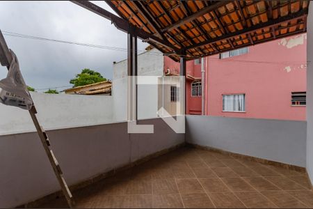 Casa à venda com 355m², 4 quartos e 4 vagasVaranda do segundo andar