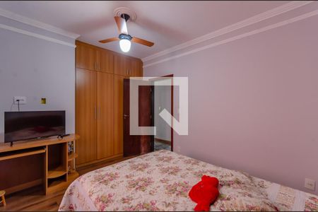 Casa à venda com 355m², 4 quartos e 4 vagasQuarto 3