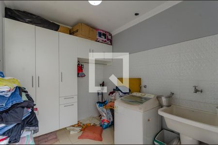 Casa à venda com 355m², 4 quartos e 4 vagasÁrea de Serviço