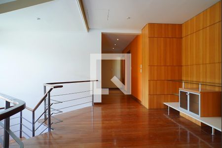 Casa para alugar com 315m², 4 quartos e 3 vagasCorredor