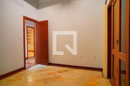 Casa para alugar com 315m², 4 quartos e 3 vagasQuarto 3