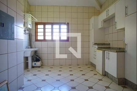 Casa para alugar com 315m², 4 quartos e 3 vagasÁrea de serviço
