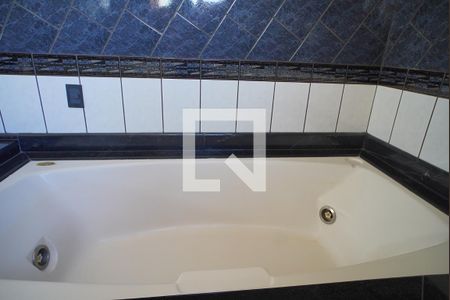 Casa para alugar com 315m², 4 quartos e 3 vagasBanheiro corredor