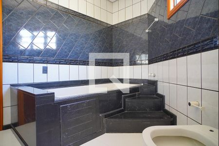 Casa para alugar com 315m², 4 quartos e 3 vagasBanheiro corredor