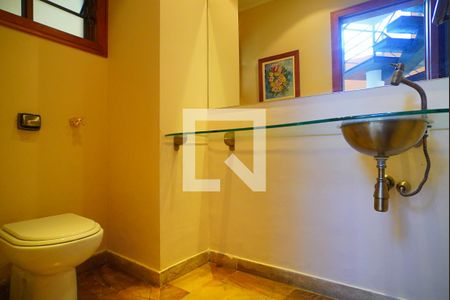 Lavabo de casa para alugar com 4 quartos, 315m² em Santa Monica, Florianópolis